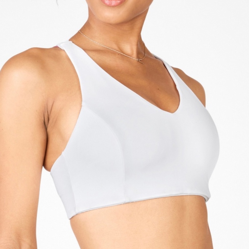 Fabletics Kessler White Medium Impact Strappy Women’s Sports Bra, size XLarge